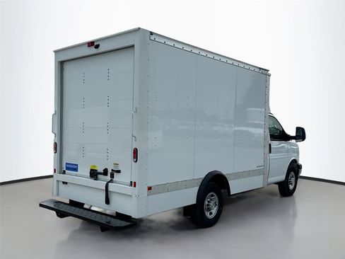 New 2024 Chevrolet Express 3500 w/ Power Convenience Package image 7
