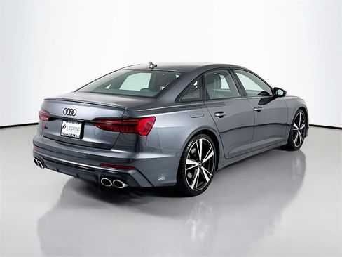 Used 2022 Audi S6 Prestige w/ Prestige Package image 5
