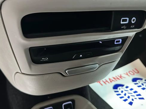 Used 2017 Chrysler Pacifica Touring-L Plus FWD image 30