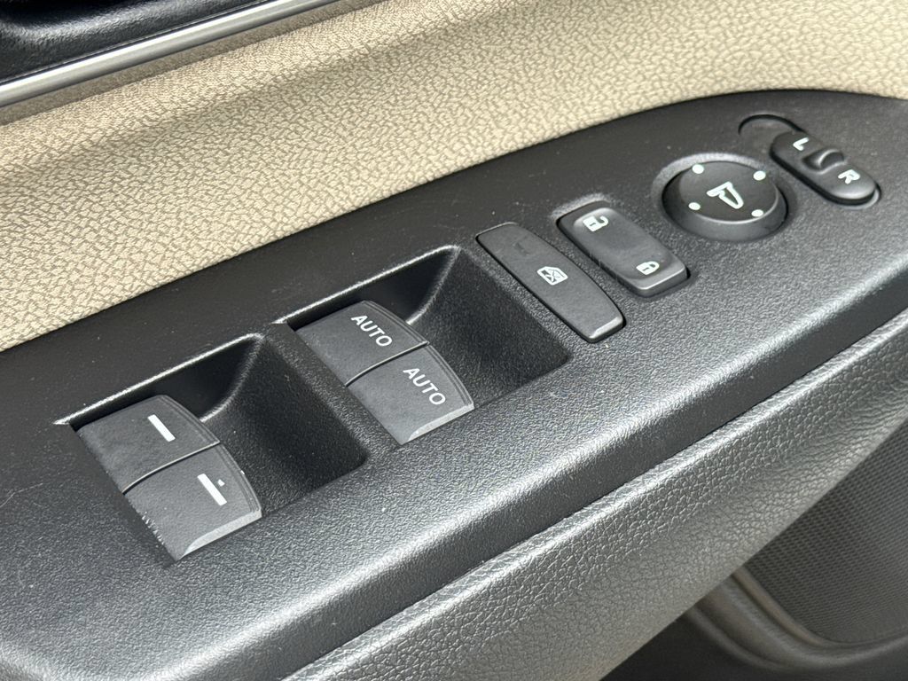 Used 2022 Honda CR-V EX image 18