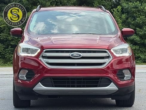 Used 2018 Ford Escape SEL FWD image 2