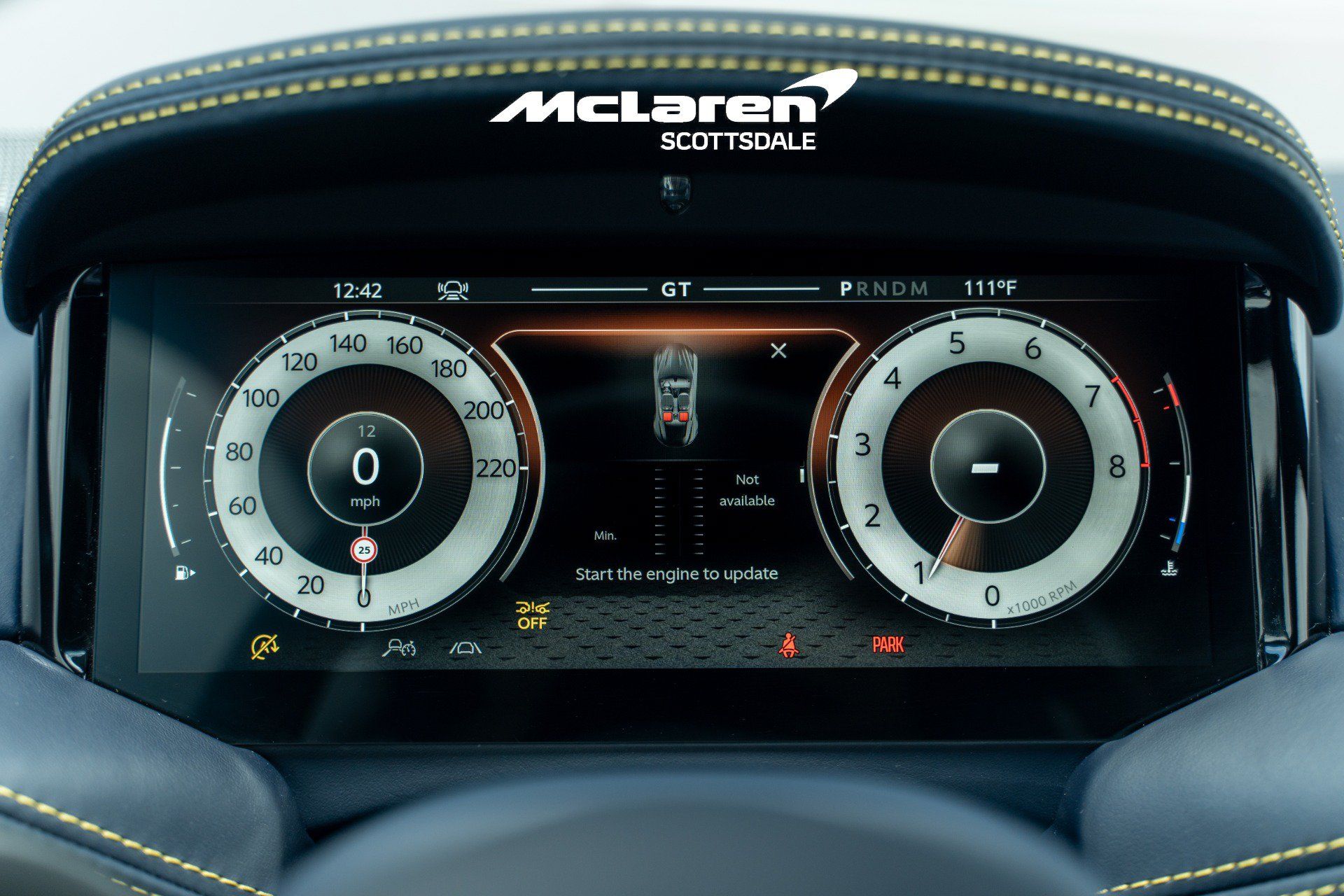 Used 2024 Aston Martin DB12 Coupe RWD image 14