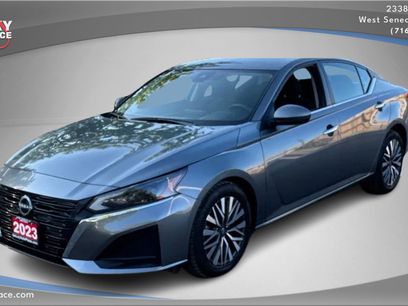 Used 2023 Nissan Altima 2.5 SV