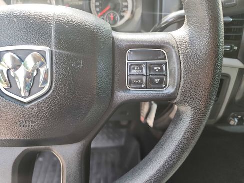 Used 2016 RAM 3500 Tradesman w/ Chrome Appearance Group RWD image 21