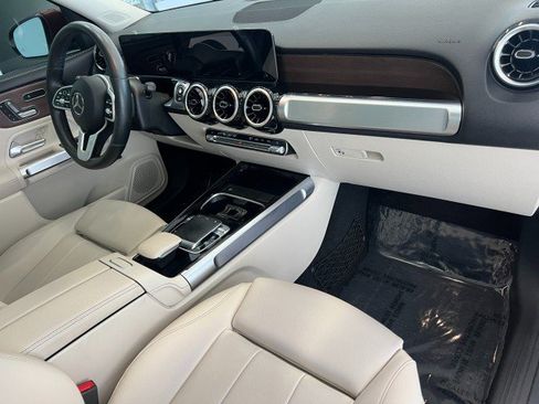 Used 2020 Mercedes-Benz GLB 250 4MATIC image 15