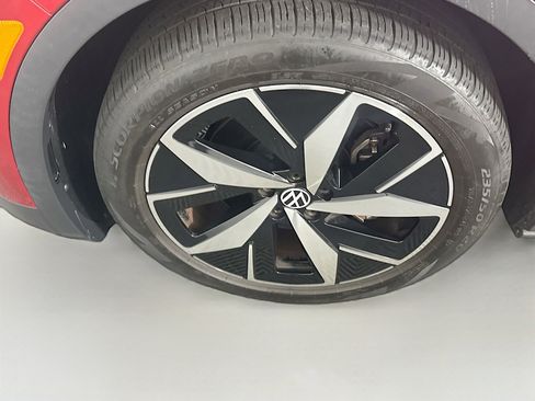 Used 2023 Volkswagen ID.4 S image 11