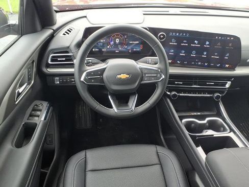 New 2026 Chevrolet Traverse LT w/ Driver Confidence Package AWD/4WD image 6