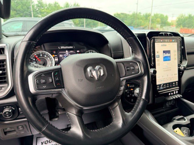 Used 2022 RAM 1500 Laramie AWD/4WD image 27