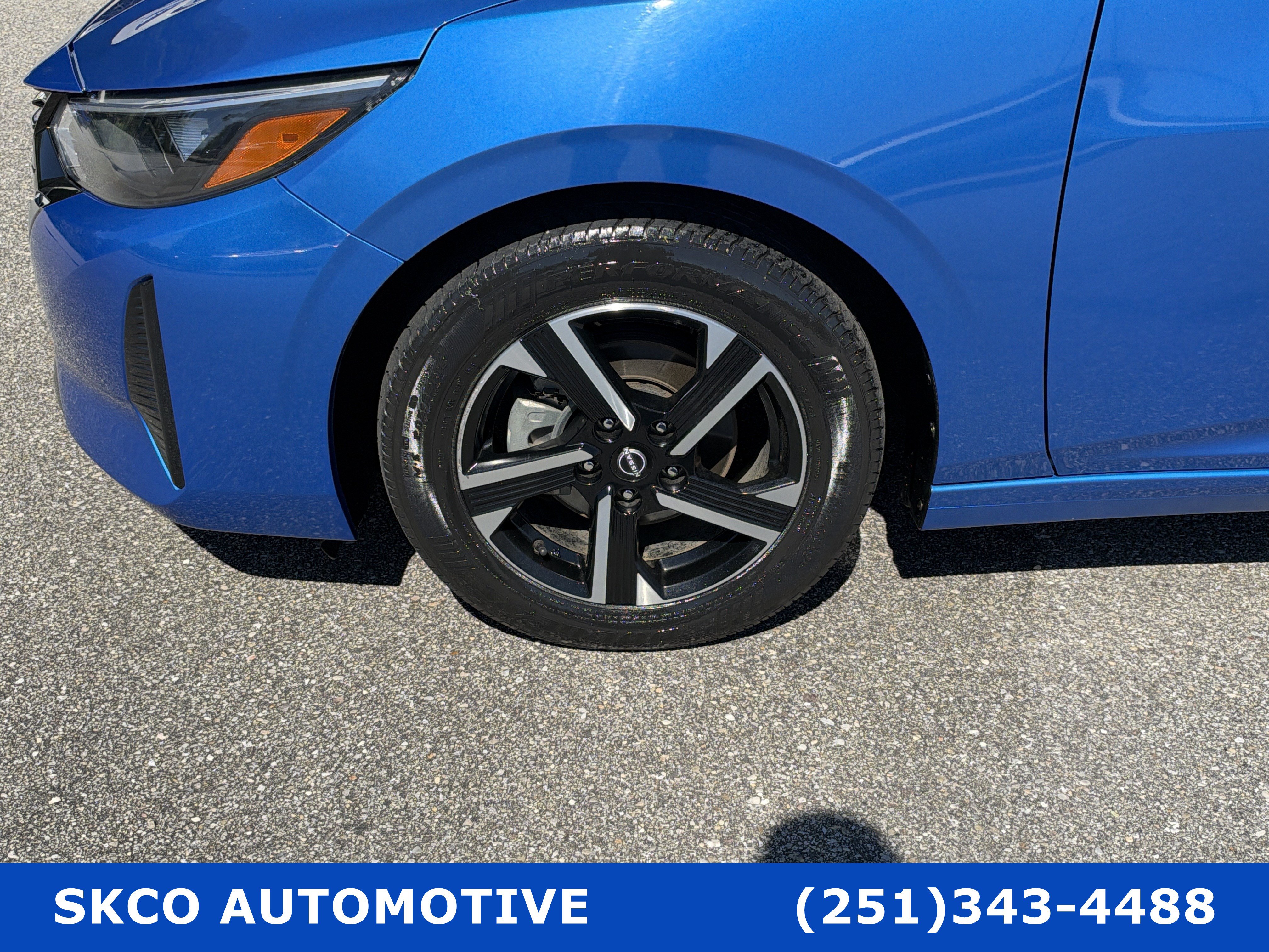 Used 2024 Nissan Sentra SV FWD image 9