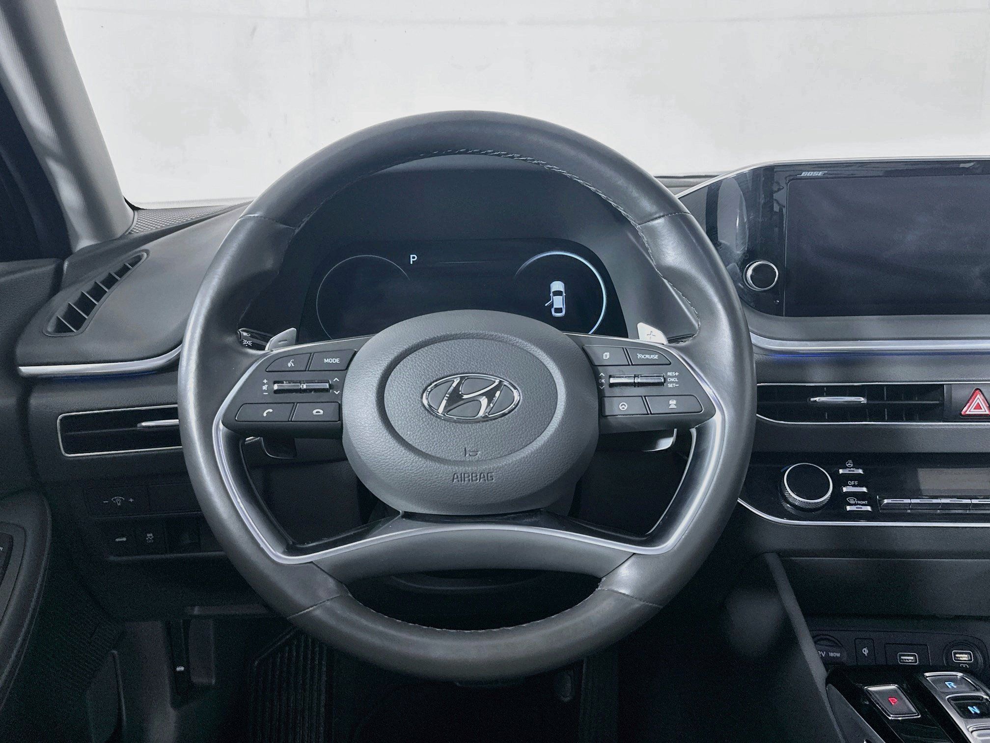Used 2021 Hyundai Sonata Limited w/ Preferred Accessory Package FWD image 18