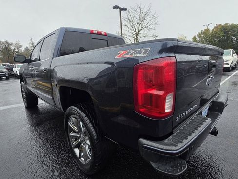 Used 2018 Chevrolet Silverado 1500 LTZ Z71 w/ Centennial Edition image 8