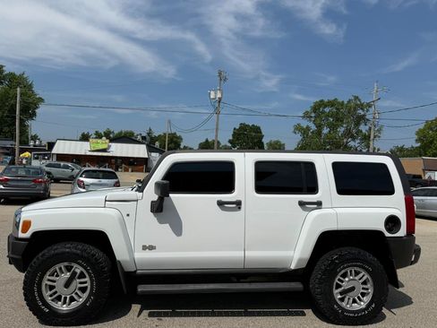 Used 2006 HUMMER H3 AWD/4WD image 2