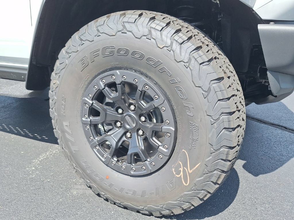 New 2026 Ford Bronco Raptor AWD/4WD image 23