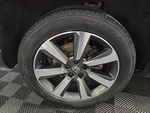 Used 2024 Honda Pilot Elite image 17