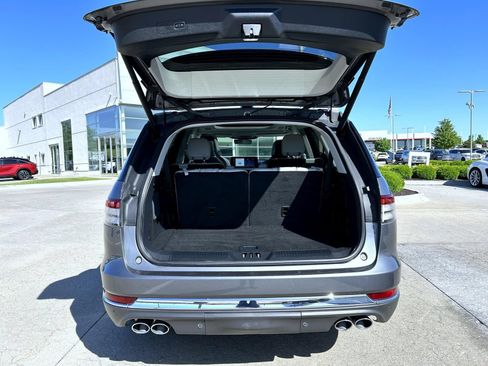 Used 2025 Lincoln Aviator Reserve w/ Equipment Group 201A AWD/4WD image 23