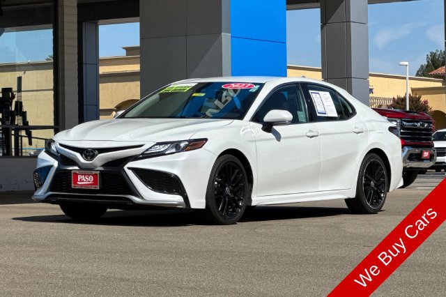 Used 2023 Toyota Camry XSE FWD image 11
