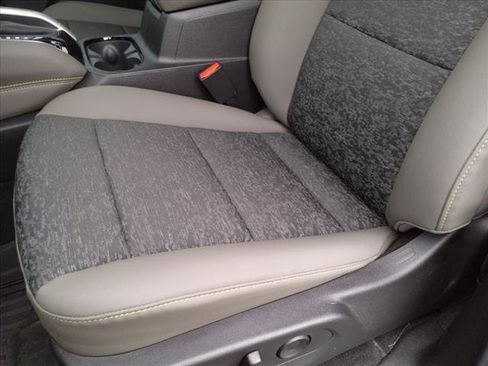 New 2024 Chevrolet Colorado ZR2 w/ Safety Package image 16