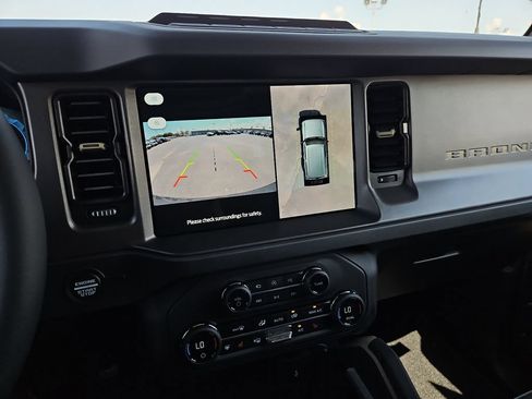New 2026 Ford Bronco Badlands AWD/4WD image 24