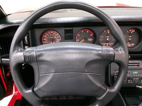 Used 1991 Pontiac Firebird Convertible image 33