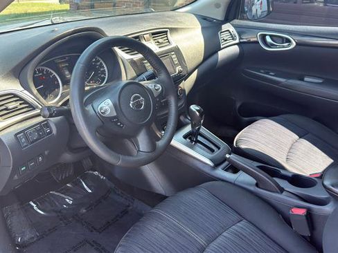Used 2017 Nissan Sentra SV FWD image 27
