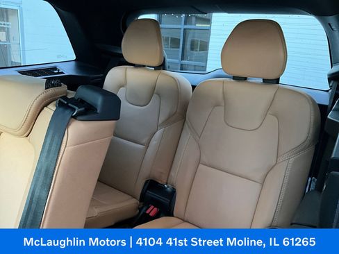 Certified 2023 Volvo XC90 B6 Ultimate w/ Protection Package Premier image 31