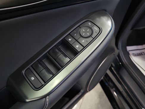 Used 2026 Lexus IS 350 F Sport w/ Accessory Package Z1 RWD image 19