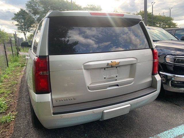 Used 2019 Chevrolet Tahoe LT w/ Luxury Package AWD/4WD image 4