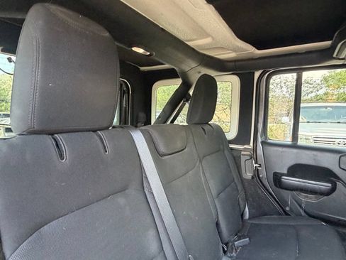 Used 2021 Jeep Wrangler Unlimited Sport AWD/4WD image 16