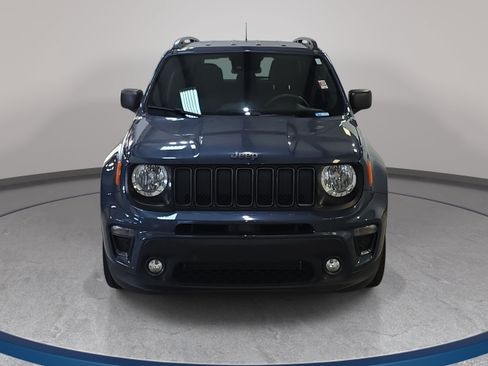 Used 2021 Jeep Renegade Latitude FWD image 3