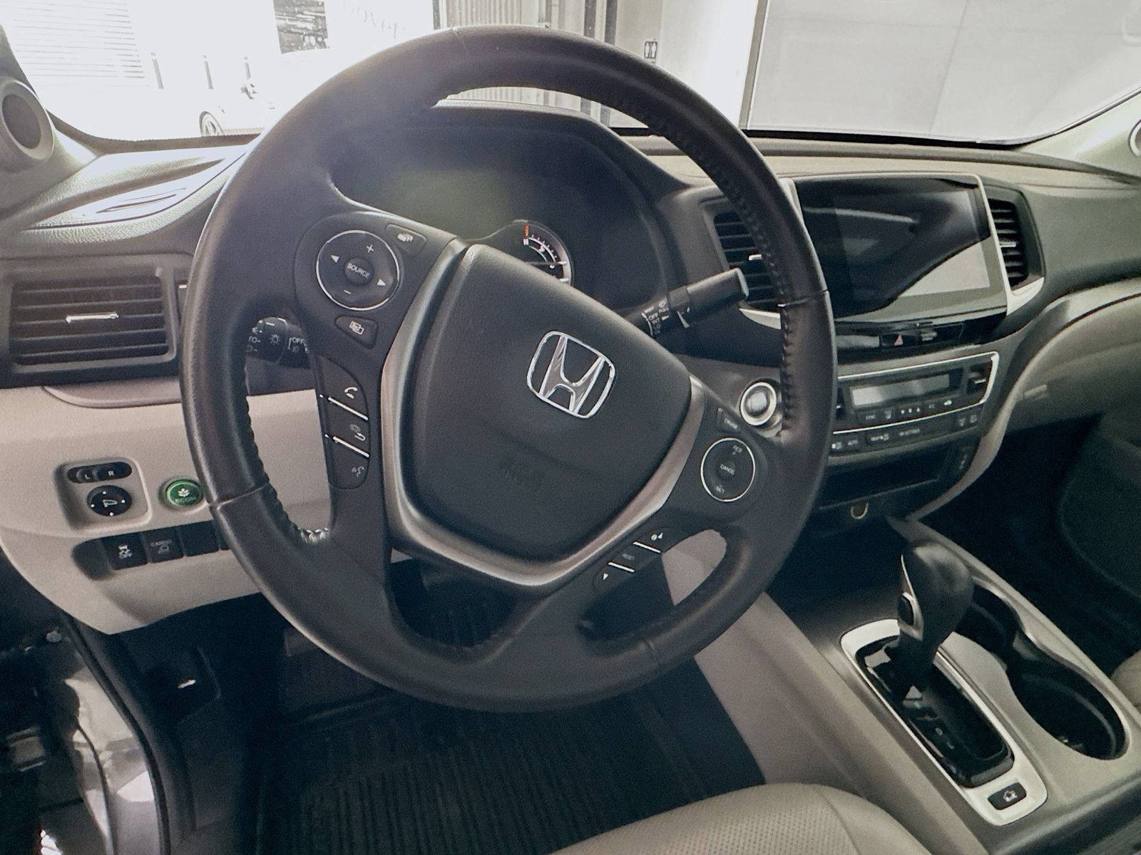 Used 2020 Honda Ridgeline RTL-E image 13