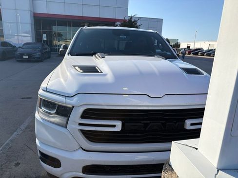 Used 2023 RAM 1500 Laramie AWD/4WD image 2