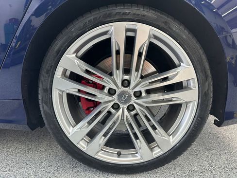 Used 2021 Audi S6 Prestige w/ Prestige Package image 23