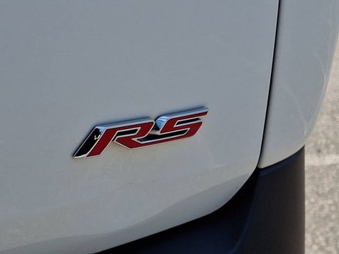 Used 2023 Chevrolet Traverse RS AWD/4WD image 33