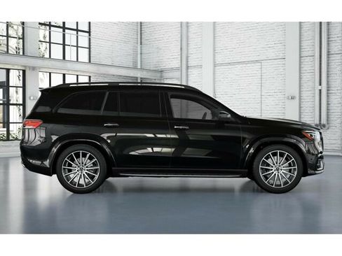 New 2026 Mercedes-Benz GLS 580 4MATIC image 17