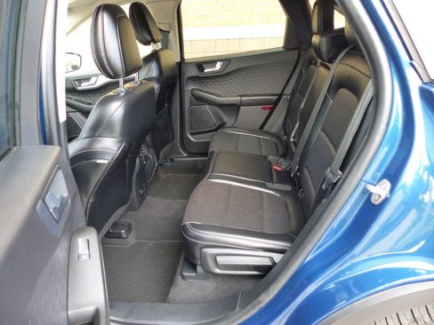 Used 2020 Ford Escape SEL AWD/4WD image 40