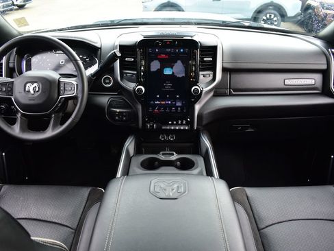 Used 2025 RAM 2500 Laramie AWD/4WD image 33