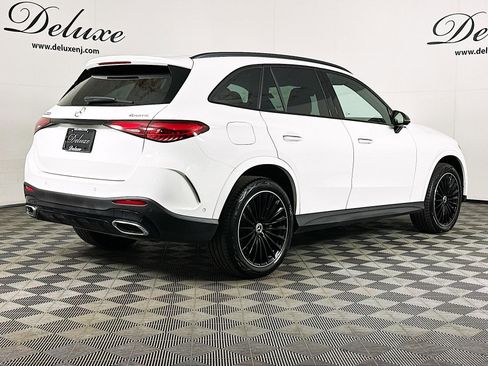Used 2025 Mercedes-Benz GLC 300 4MATIC image 6