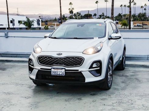 Used 2020 Kia Sportage EX image 4