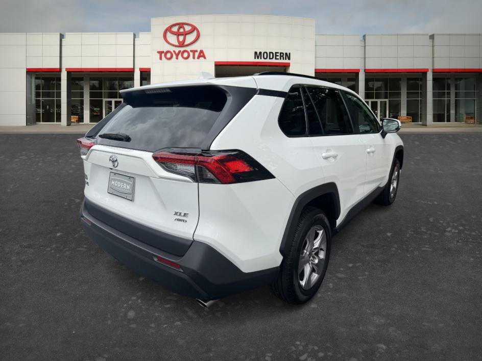 Certified 2025 Toyota RAV4 XLE AWD/4WD image 5