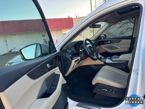 Used 2023 Acura MDX SH-AWD w/ Advance Package image 9