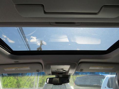 Used 2016 Chevrolet Tahoe LTZ AWD/4WD image 3