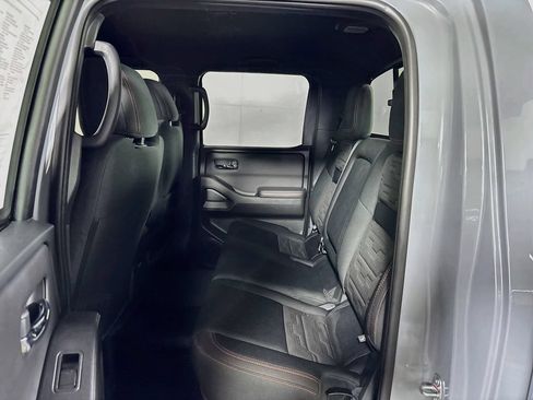 Used 2024 Nissan Frontier PRO-4X w/ Technology Package AWD/4WD image 20