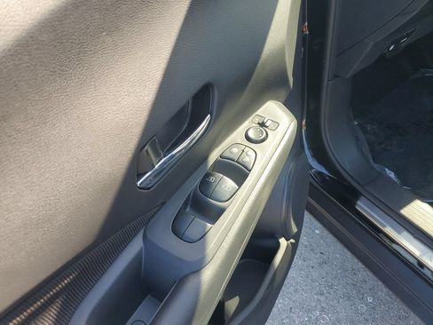 Used 2024 Nissan Kicks SV w/ Exterior Package FWD image 25
