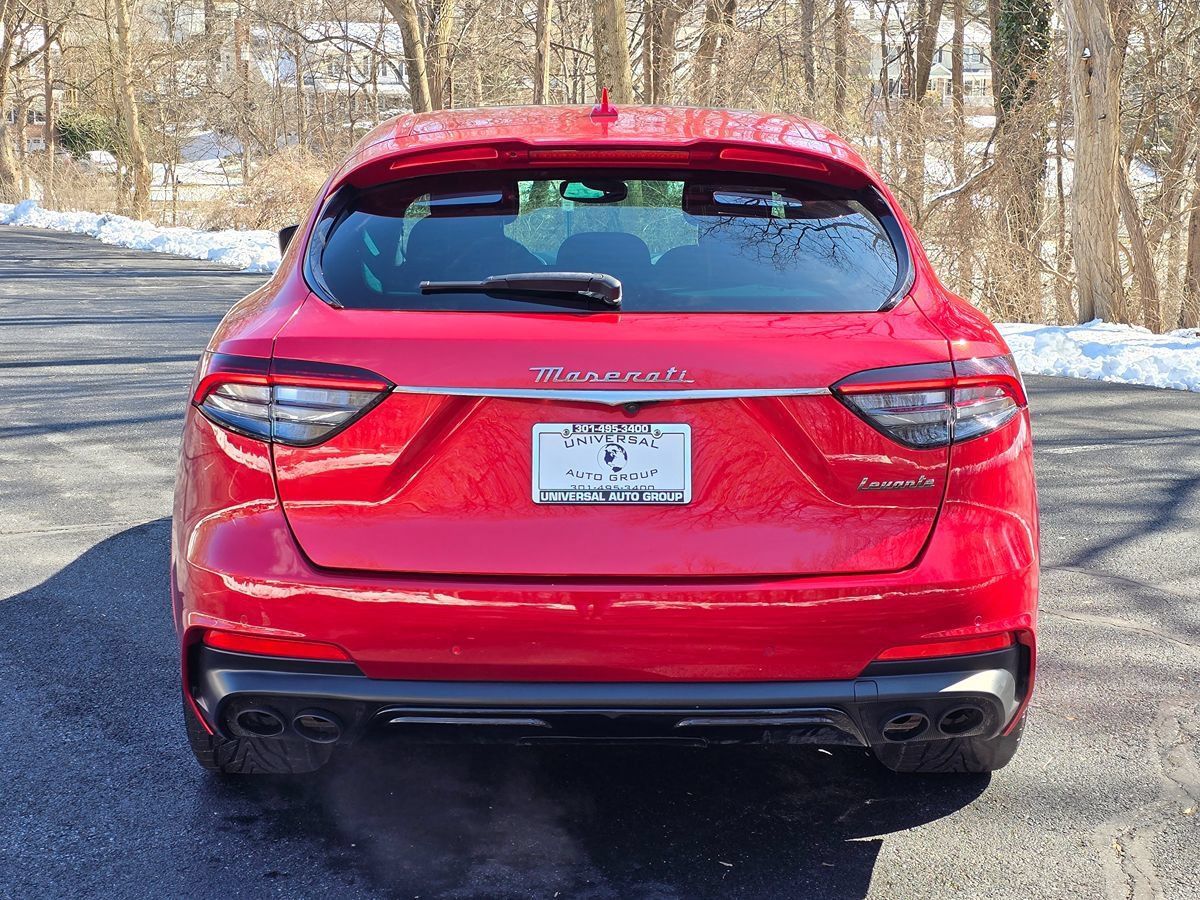 Used 2023 Maserati Levante Modena AWD/4WD image 5