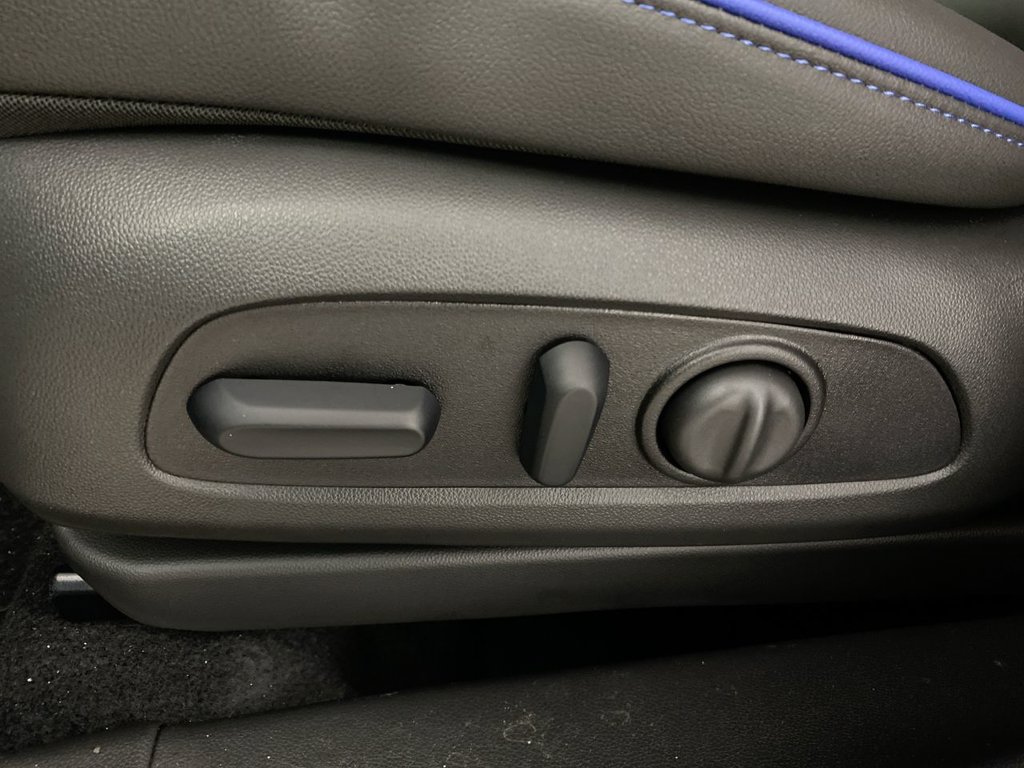 Used 2026 Buick Encore GX Sport Touring w/ Comfort Package FWD image 12