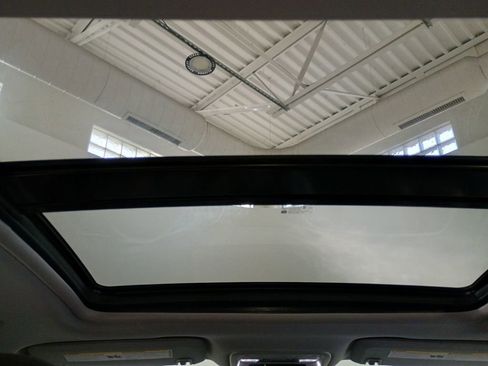 Used 2024 Chevrolet Malibu LT image 30