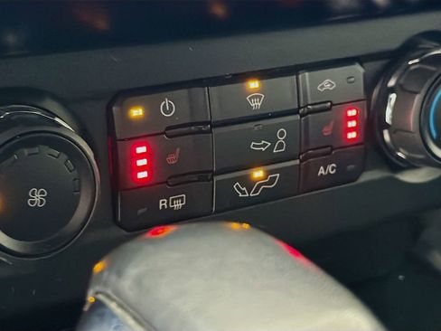 Used 2020 Ford F150 XLT w/ Equipment Group 302A Luxury image 23