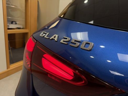 Certified 2025 Mercedes-Benz GLA 250 image 26