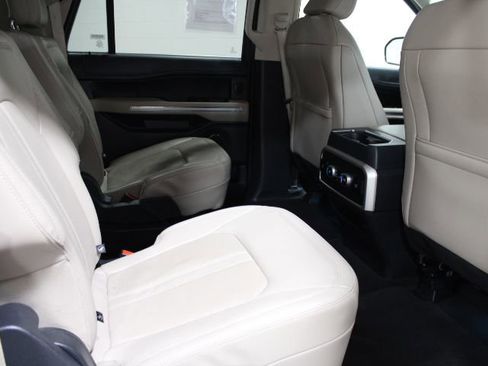 Used 2024 Ford Expedition Max Limited image 32