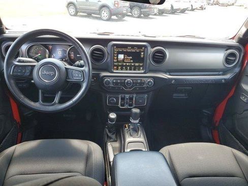 Used 2023 Jeep Wrangler Unlimited w/ Cold Weather Group AWD/4WD image 11